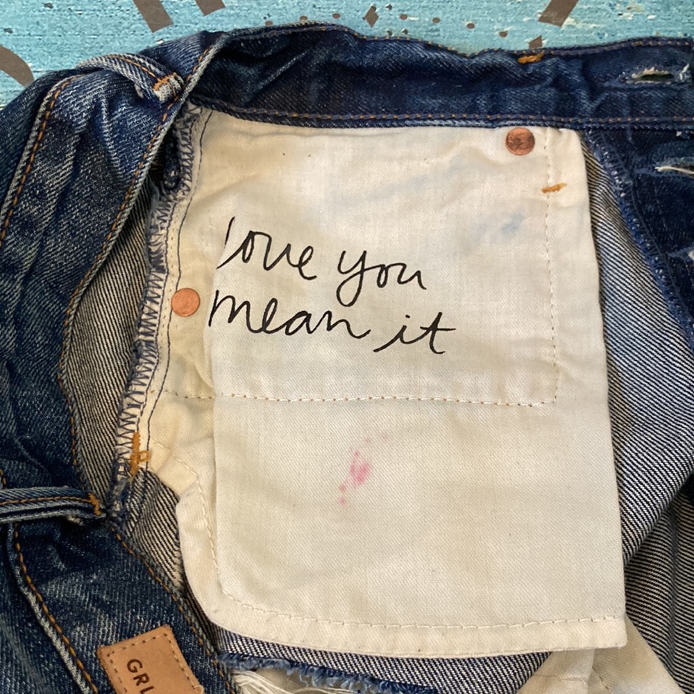 💙 GRLFRND Kaia Distressed Denim Shorts - Picture 8 of 12